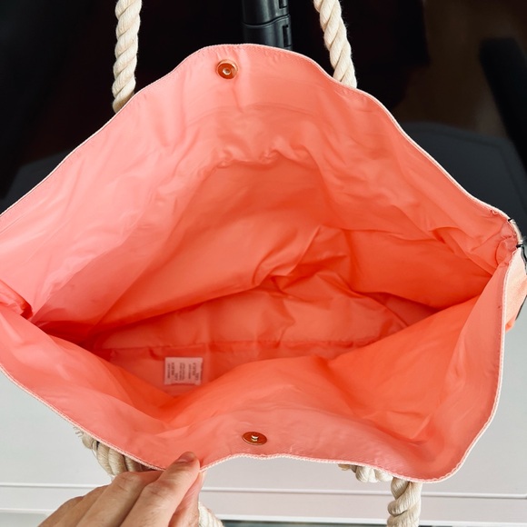 Victoria's Secret pink and orange ombre tote bag with rope handles - Picture 3 of 8